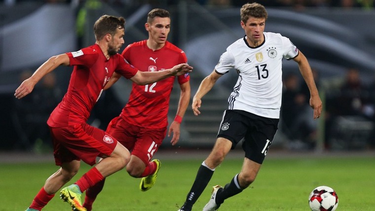Football - 2018 FIFA World Cup Qualifying Group C Germany v Czech Republic Volksparkstadion, Hamburg, Germany - 08 Oct 2016